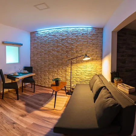 Apartmán Savna cimr Mezica Exteriér fotografie